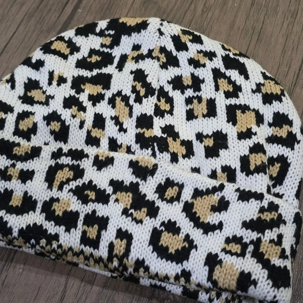 Childrens Place Girls Leopard Print Knit Beanie Winter Hat Black White NWT 4-7